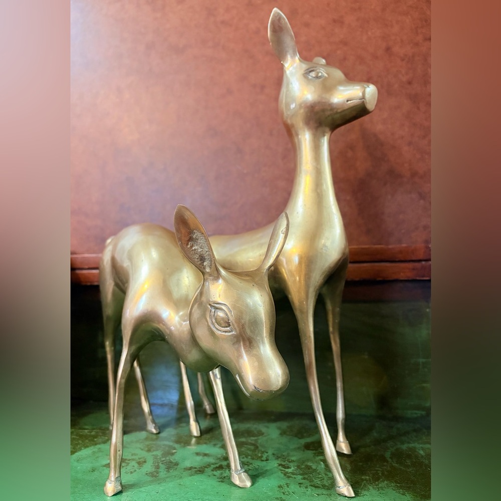 Vintage Brass Deer- 🦌 15 inches. Made in Korea 🇰🇷